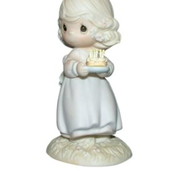 Precious Moments “May Your Birthday Be a Blessing” Figurine – Original Box - Picture 2 of 2